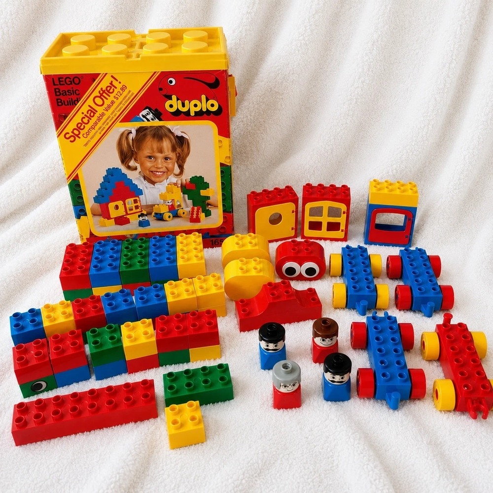 LEGO Duplo Vintage Mixed Lot 55‎ Pieces Figures Wheels Storage Box Blocks Doors
